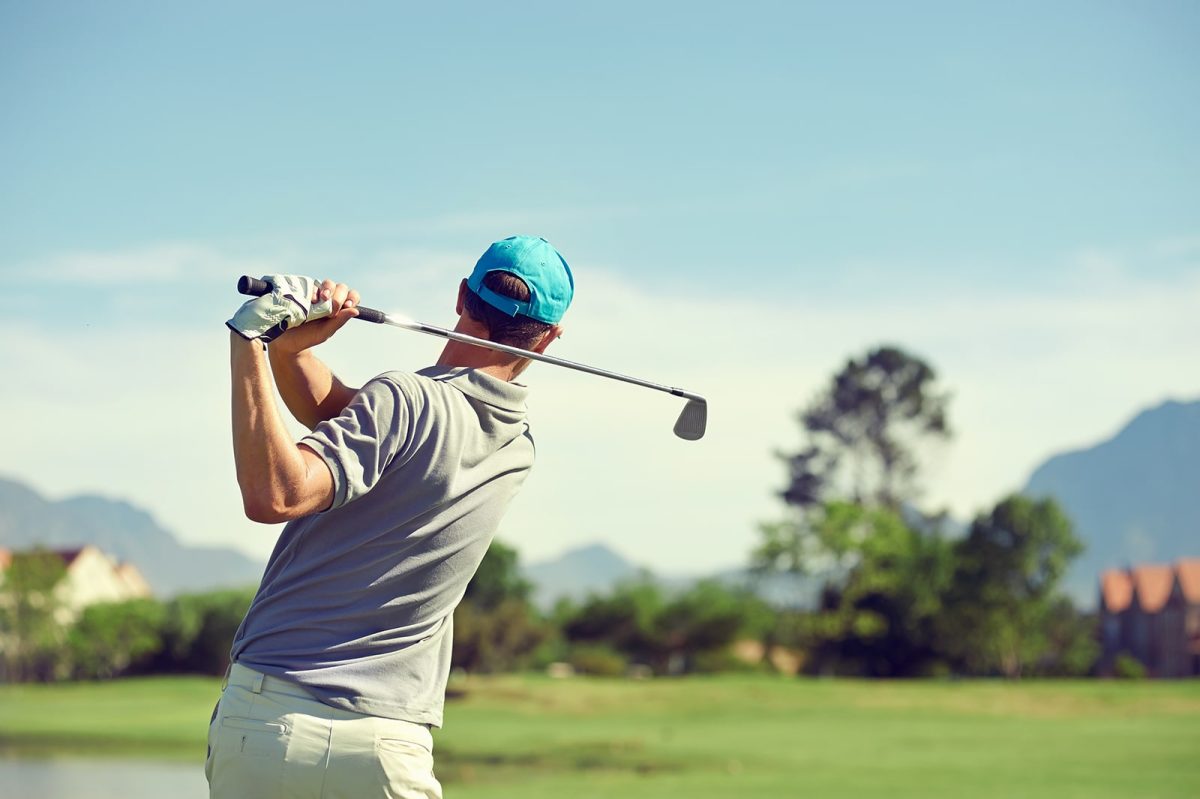 GOLFER